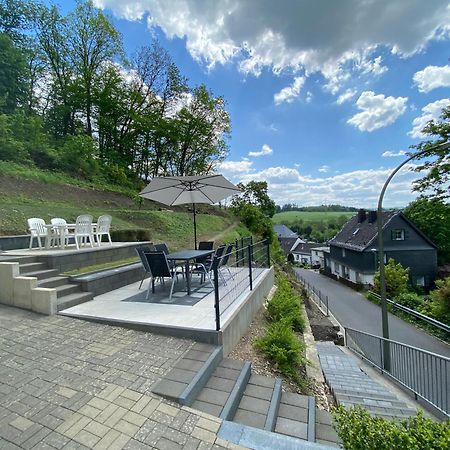 Lenne-Blick Ferienwohnung Finnentrop المظهر الخارجي الصورة