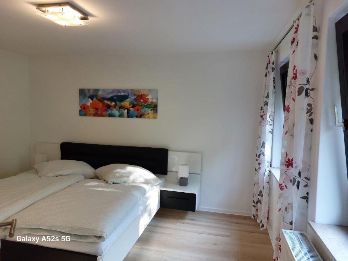 Lenne-Blick Ferienwohnung Finnentrop المظهر الخارجي الصورة